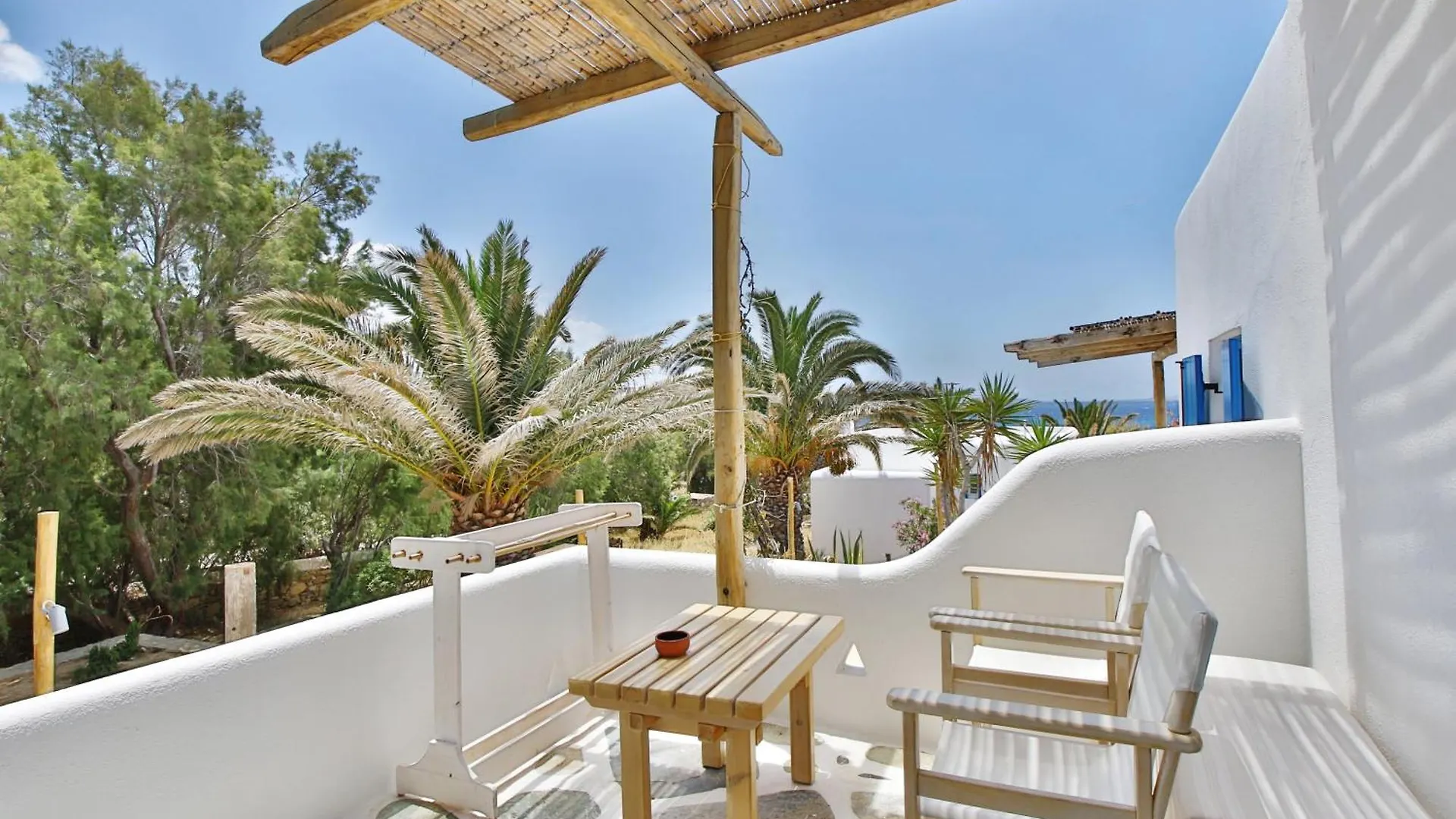 Baba Houlakia Hotell